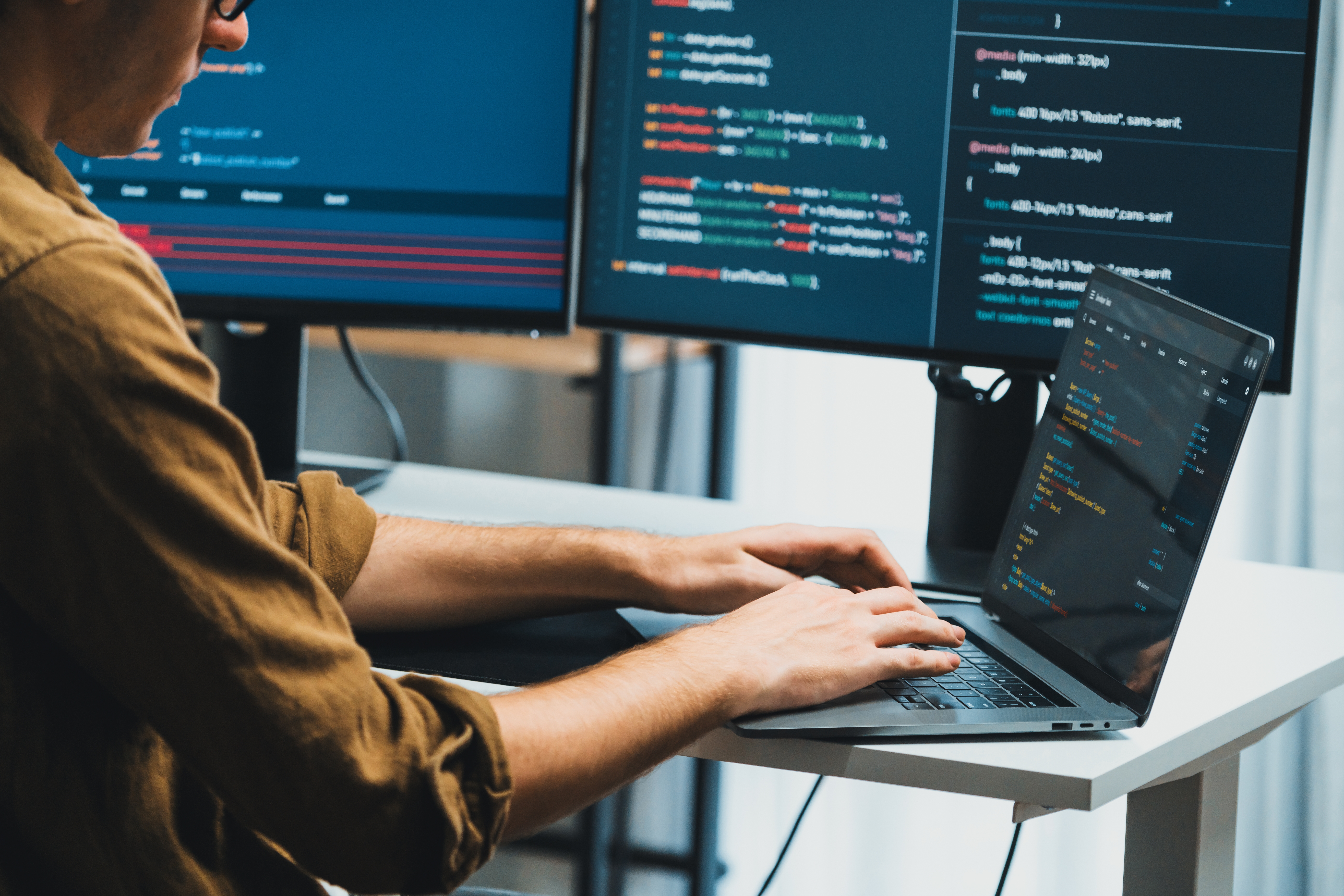 Web developement services by Grodt Group